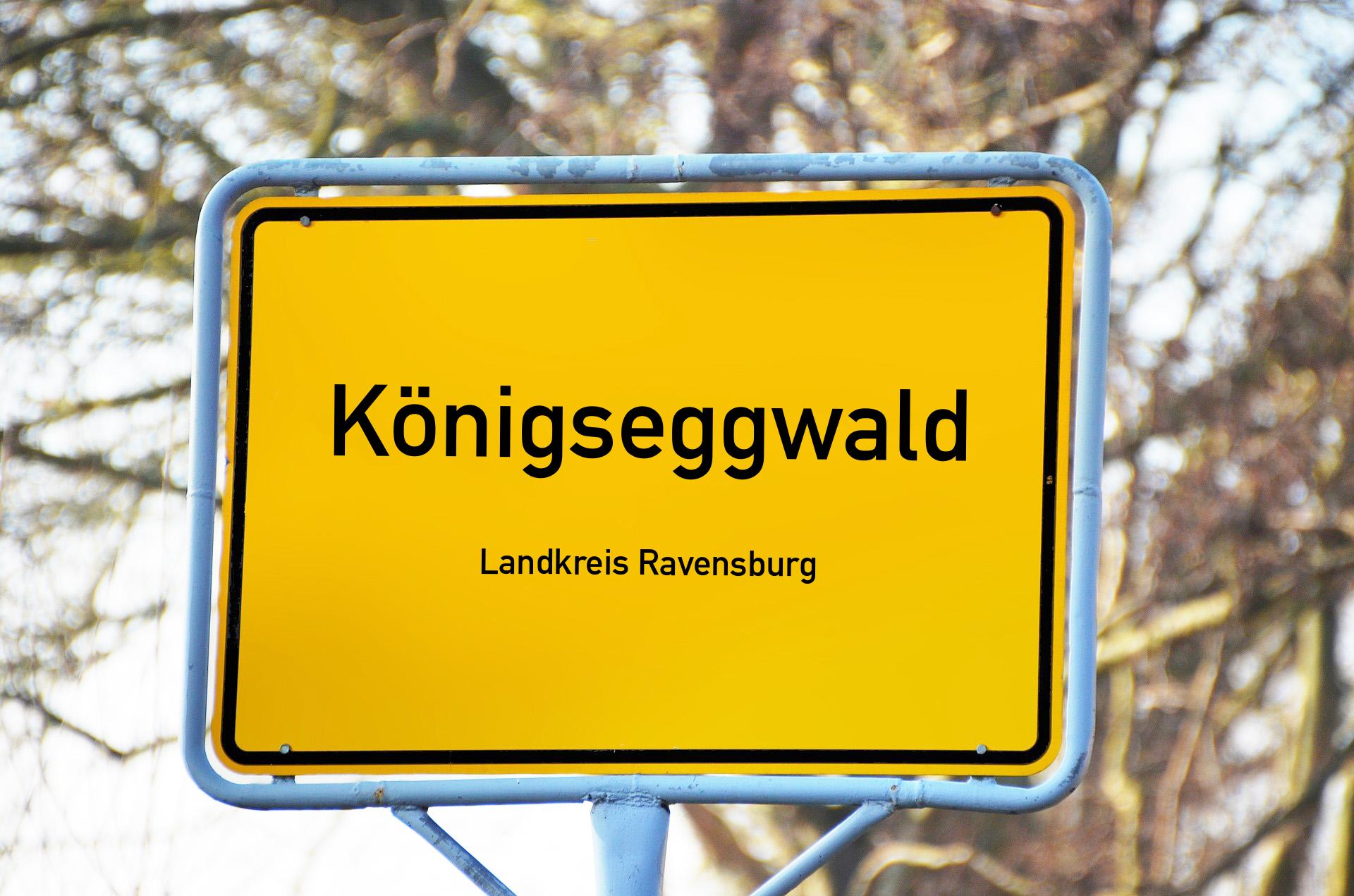 Ortsschild mit Aufschrift Königseggwald