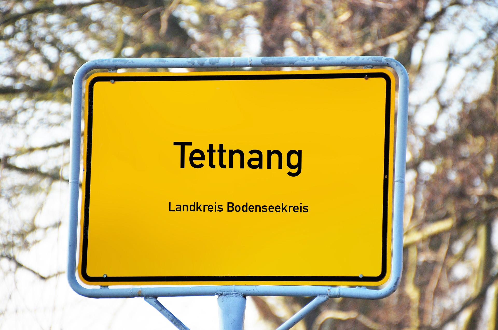 Ortsschild mit Aufschrift Tettnang