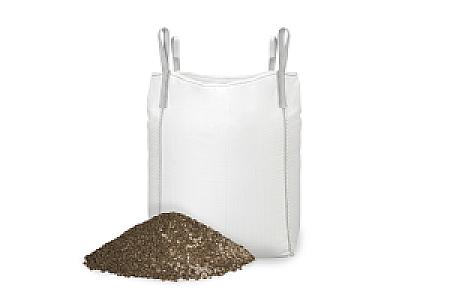 Großer weißer Sack mit Grauwacke-Splitt daneben, die zu Entsorgen Versorgen-Kollektion gehört.